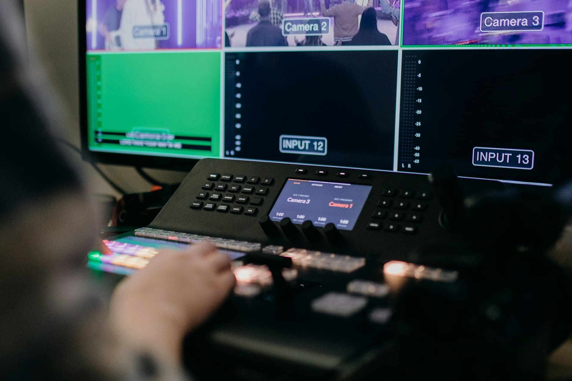 second screen for streaming second screen for streaming